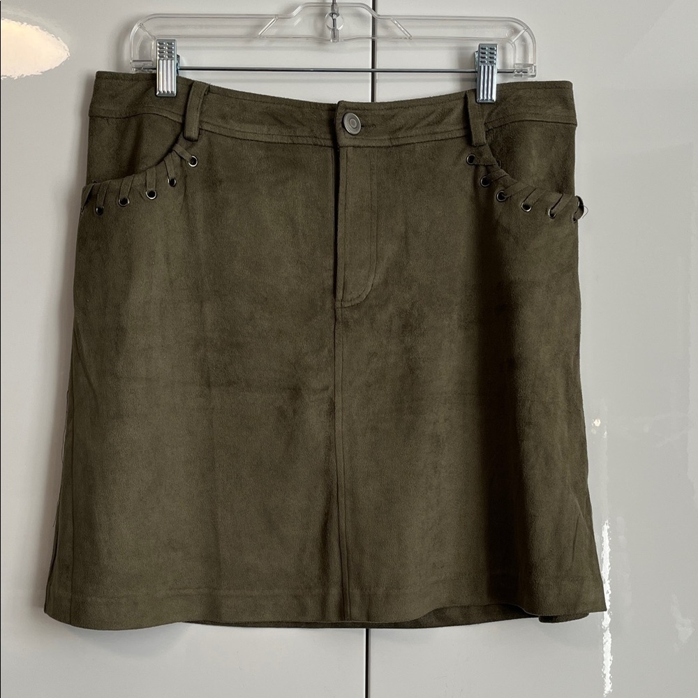 BLUSH BRAND Olive Faux Suede A-Line Mini Skirt Pockets, Size L